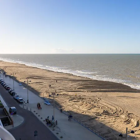 Sea View Escape, Middelkerke, Cleaning Included *