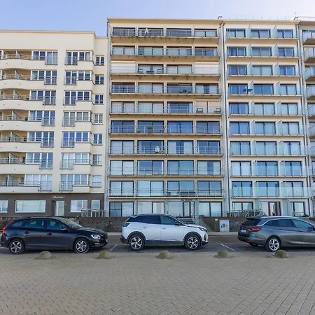 Sea View Escape, Middelkerke, Cleaning Included Apartmán